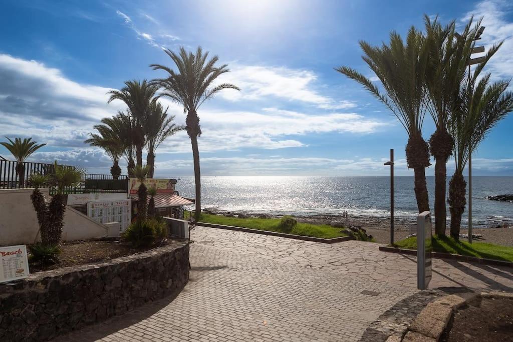 Detached 3-Story Home, Seafront And Central プラヤ・デ・ラス・アメリカス エクステリア 写真